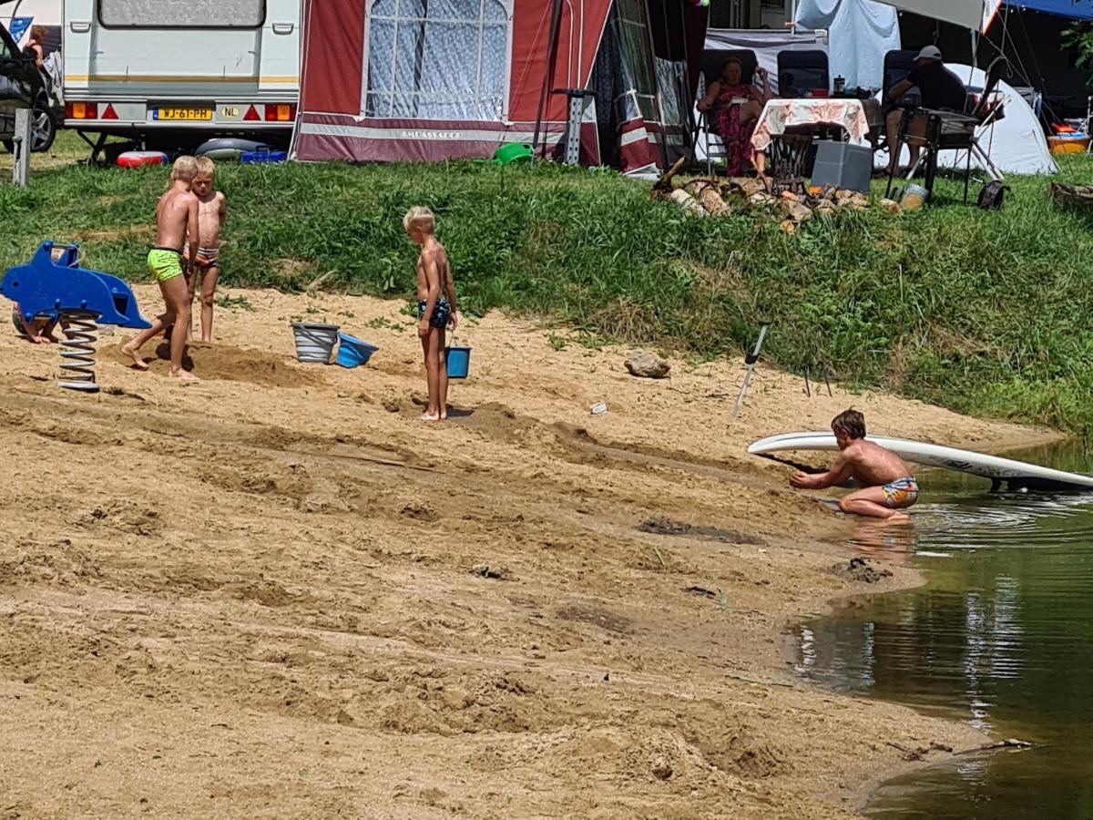 Počátky Camping Fontana S.R.O.ヴィラ エクステリア 写真